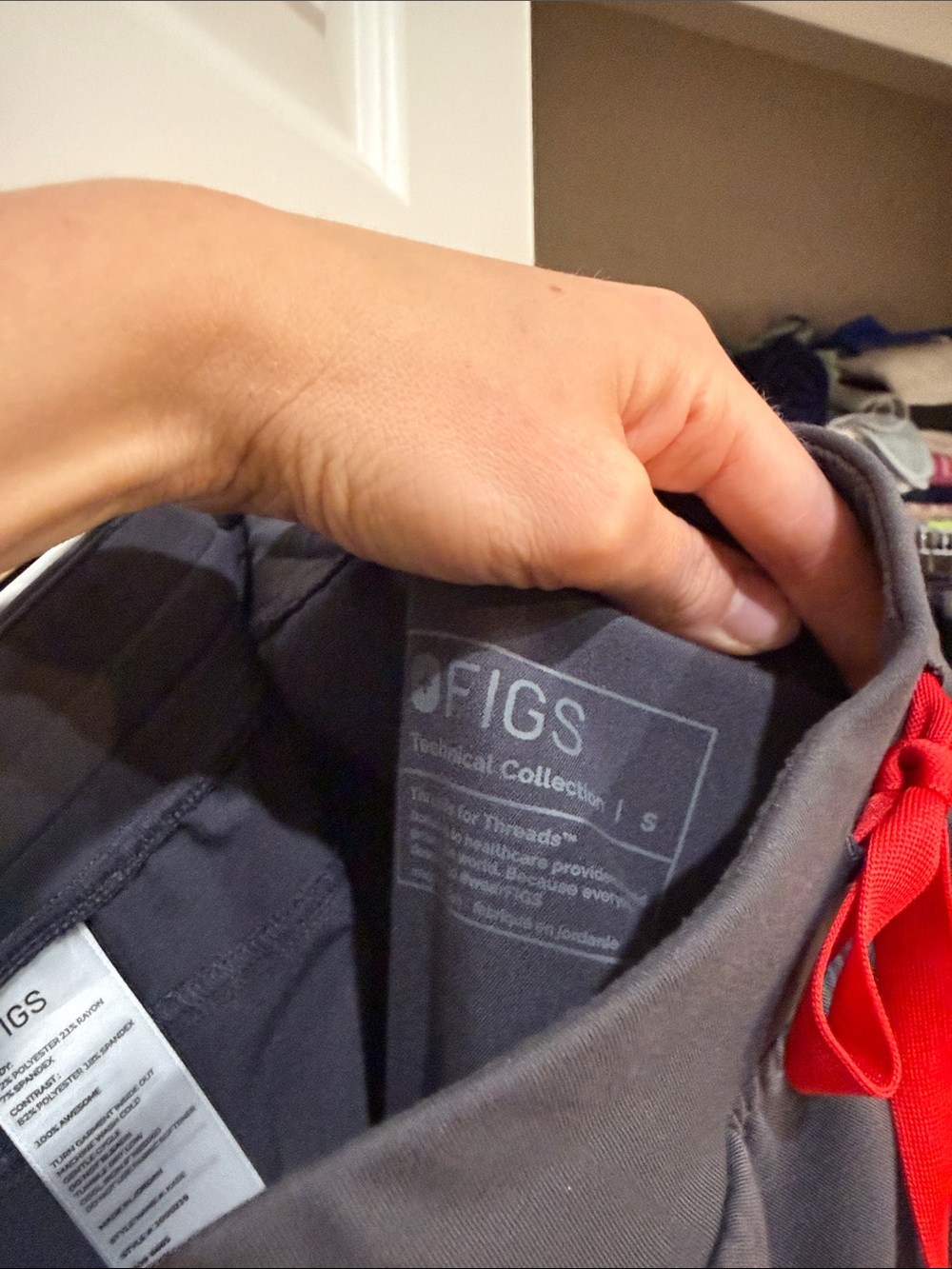 Figs Kade Cargo Scrub Pants - Picture 8 of 8